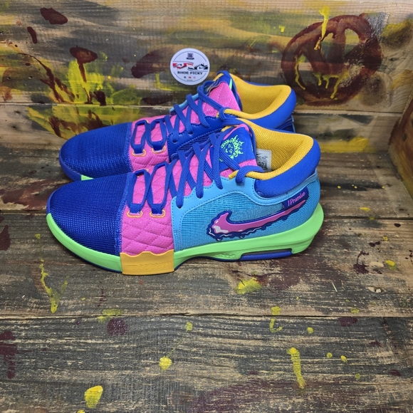 Nike LeBron Witness 8 Promise School Mens Sz 11 Multicolor HJ2962-900 New - Picture 3 of 8